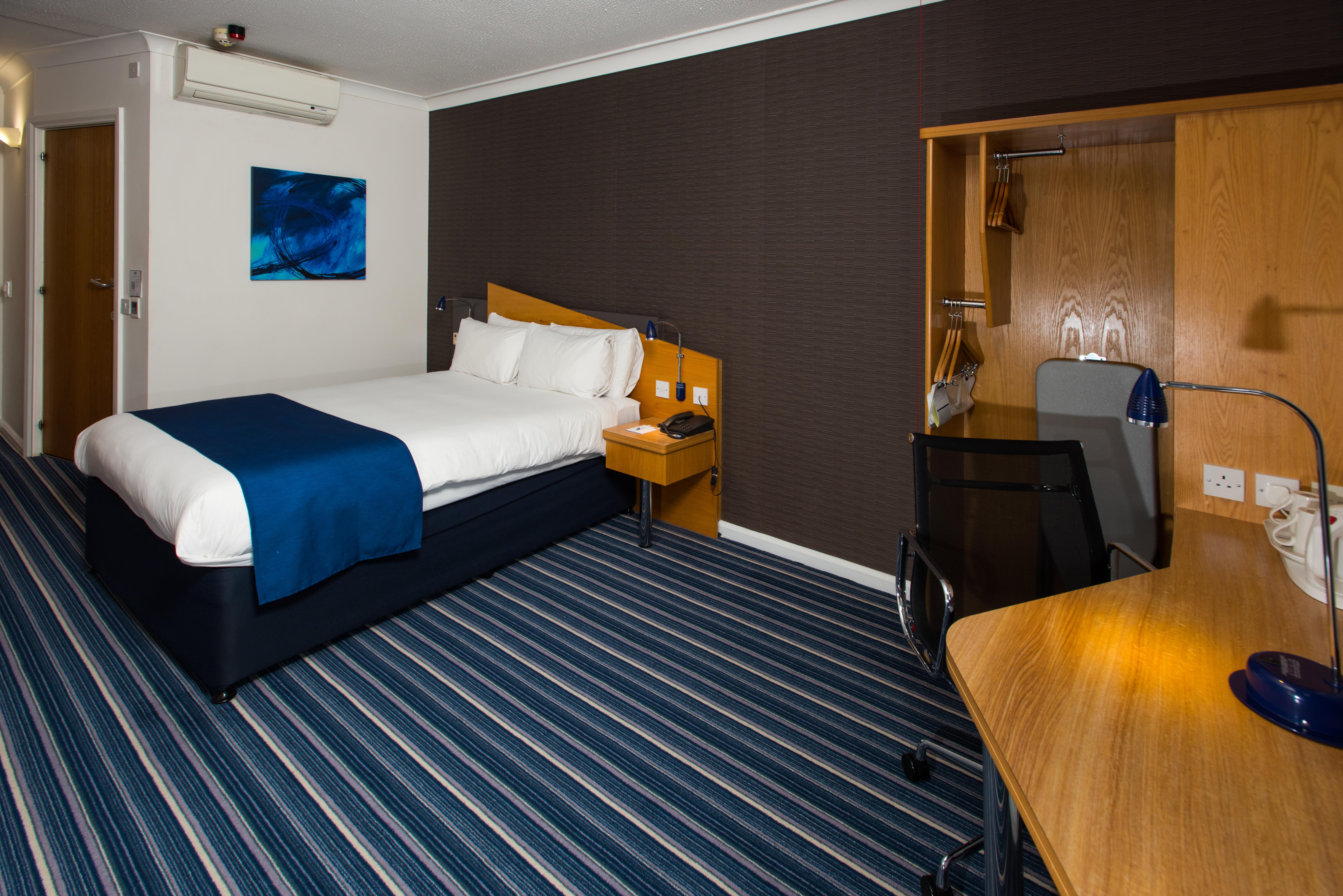 Holiday Inn Express Birmingham - Snow Hill By Ihg Bagian luar foto