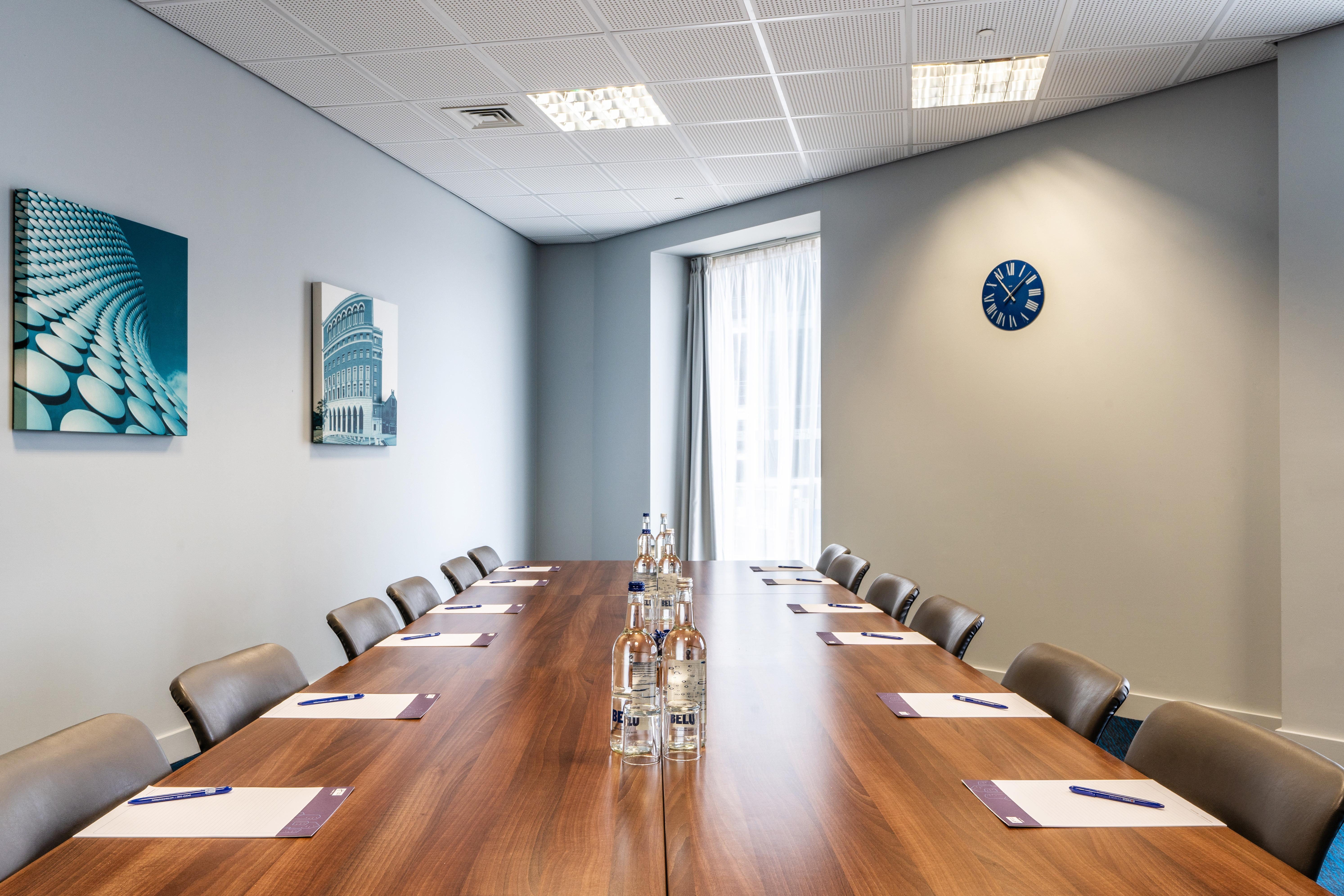 Holiday Inn Express Birmingham - Snow Hill By Ihg Bagian luar foto