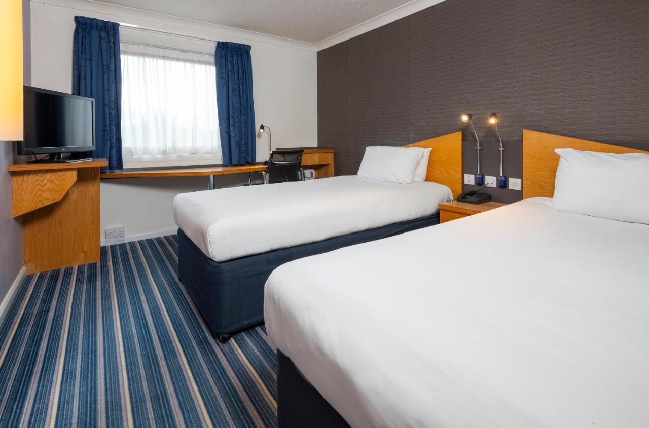 Holiday Inn Express Birmingham - Snow Hill By Ihg Bagian luar foto