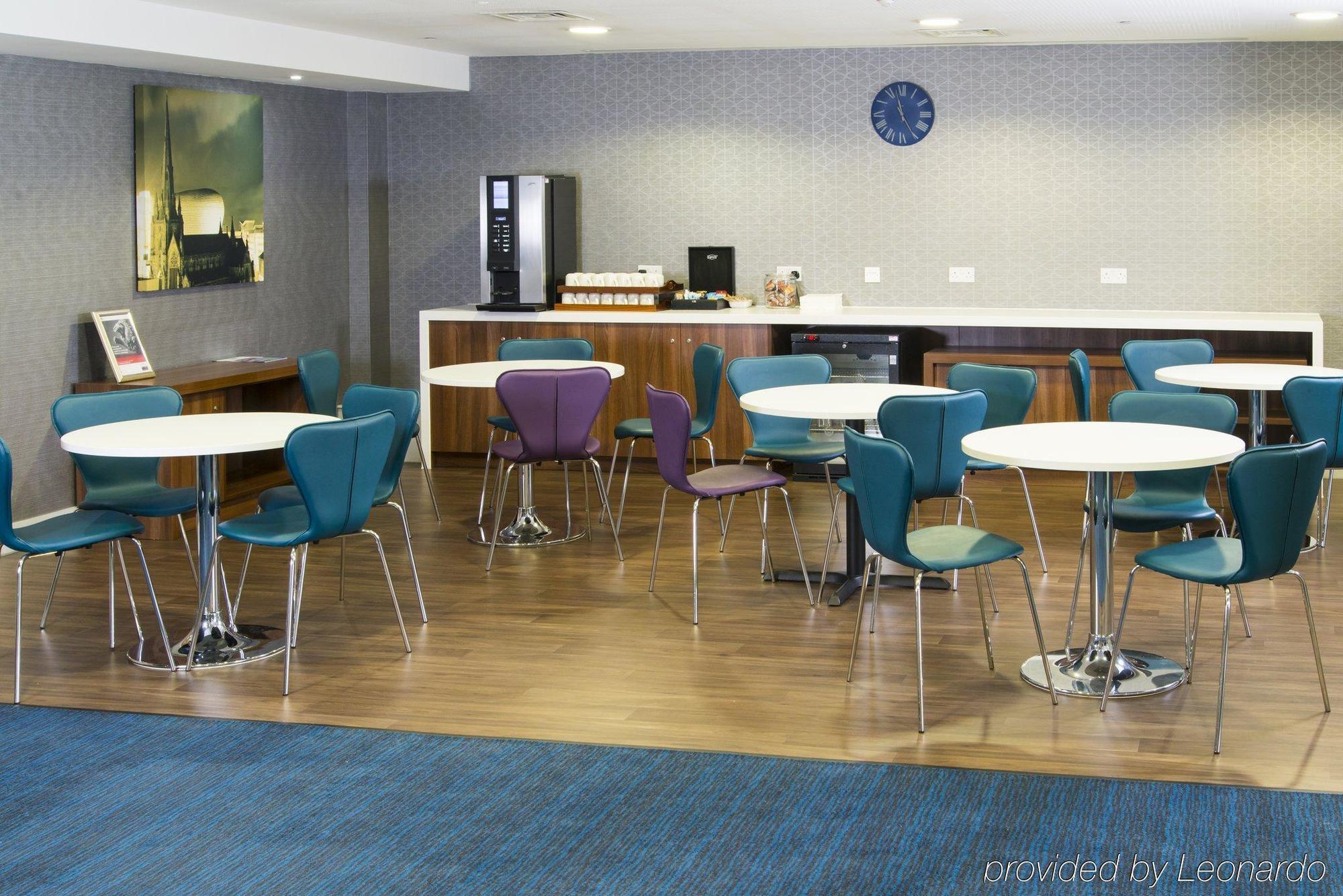 Holiday Inn Express Birmingham - Snow Hill By Ihg Bagian luar foto